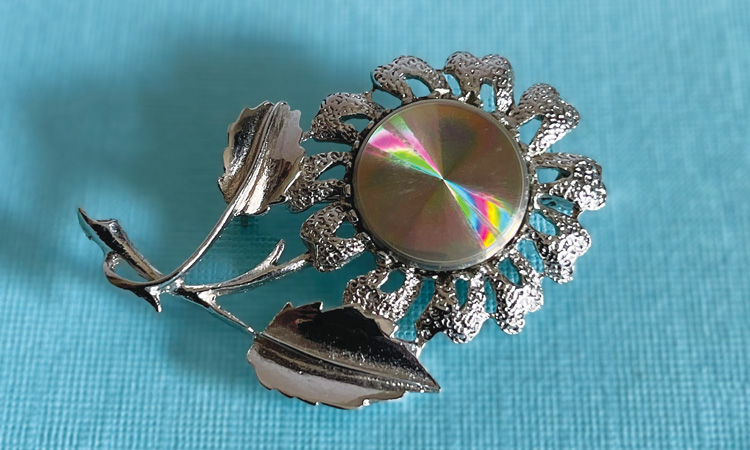 Jewelarama brooch
