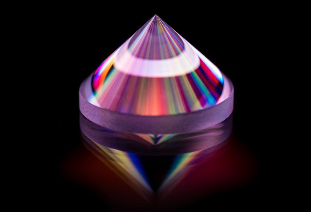 Solid glass Fresnel cone