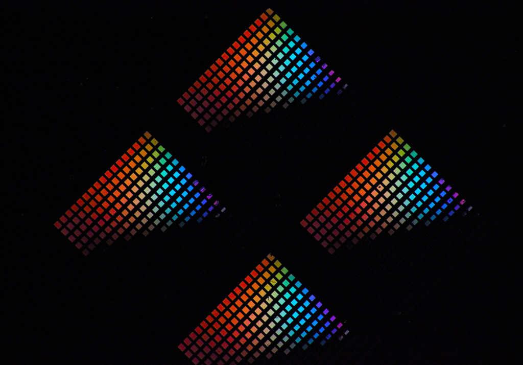 Nanostructured polarizer